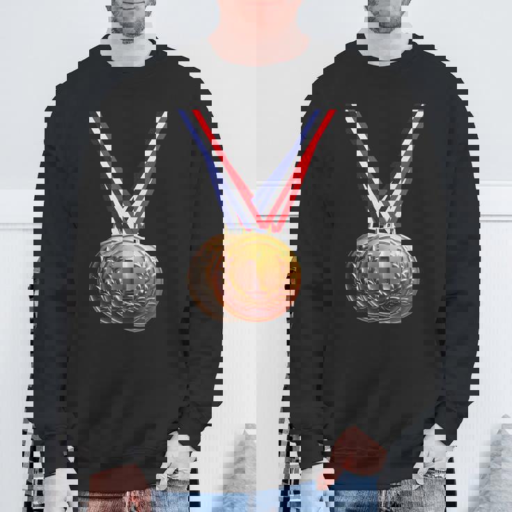 優勝者の学校チームとチャンピオンのための金メダル。 スウェットシャツ 高齢者への贈り物