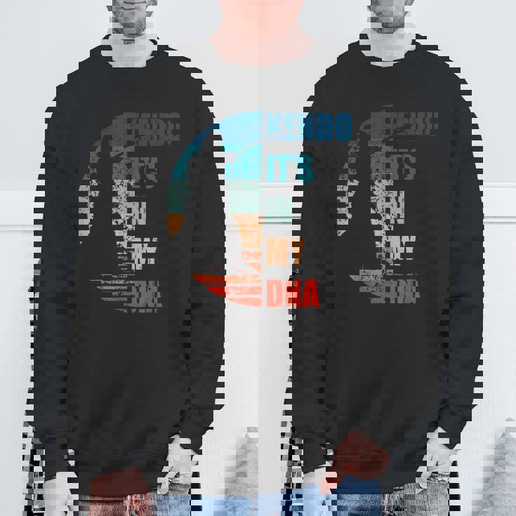 剣道 日本の武道 デザイン スウェットシャツ 高齢者への贈り物