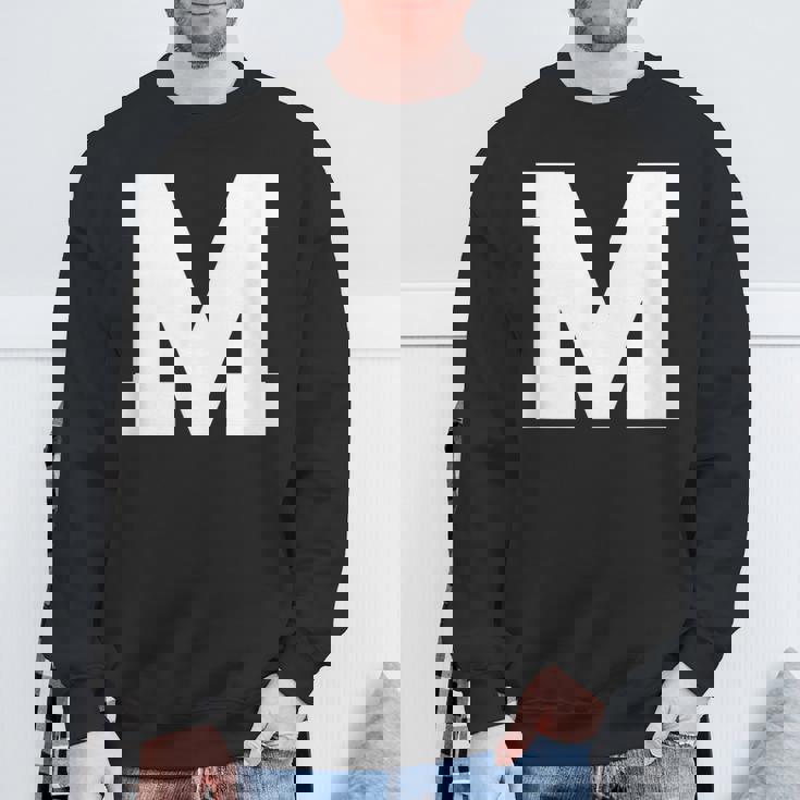 大文字 M アルファベットモノグラム イニシャル スウェットシャツ 高齢者への贈り物