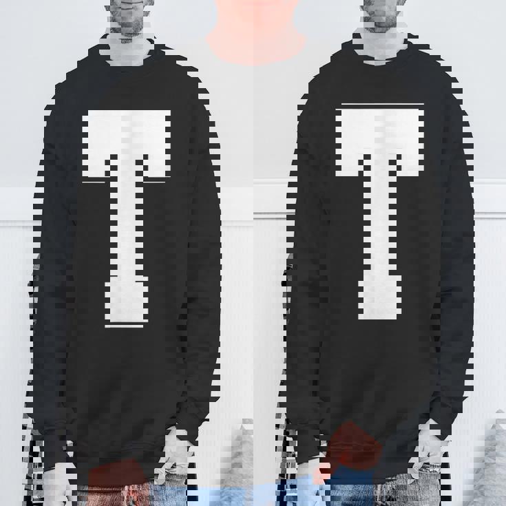 大文字tアルファベットモノグラムイニシャル スウェットシャツ 高齢者への贈り物