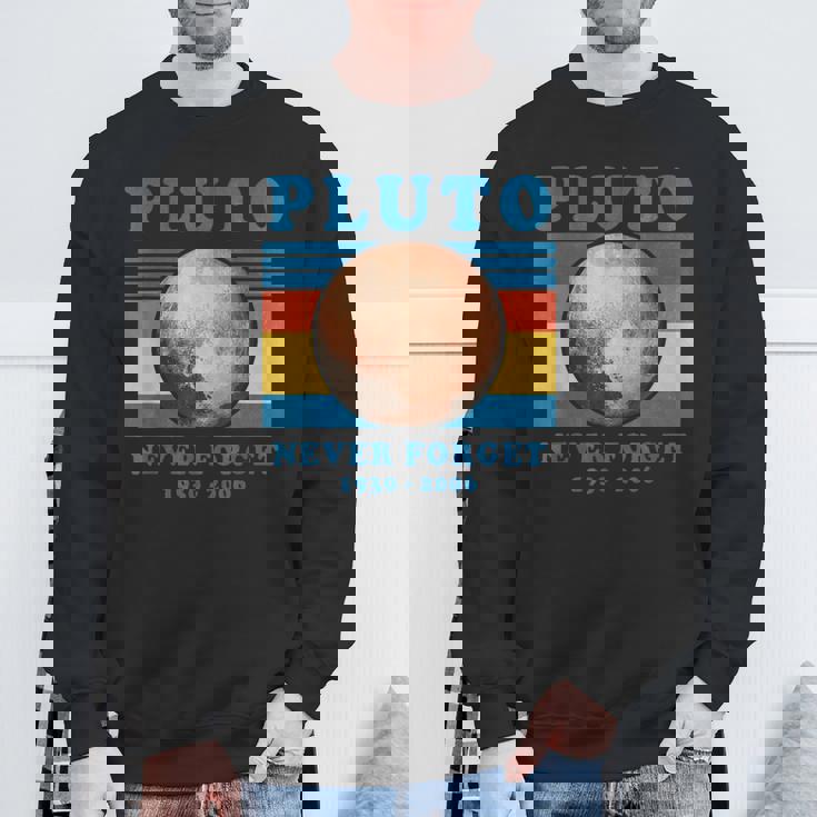 惑星冥王星を忘れてはいけないオタク天文学楽しい宇宙レトロ スウェットシャツ 高齢者への贈り物