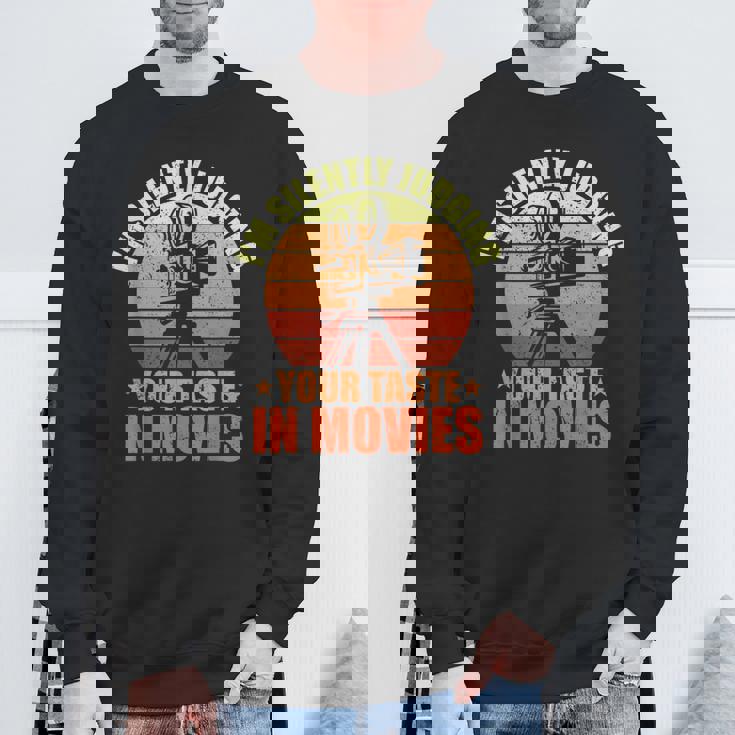 映画で味を判断する 映画ファン 映画 シネマ スウェットシャツ 高齢者への贈り物