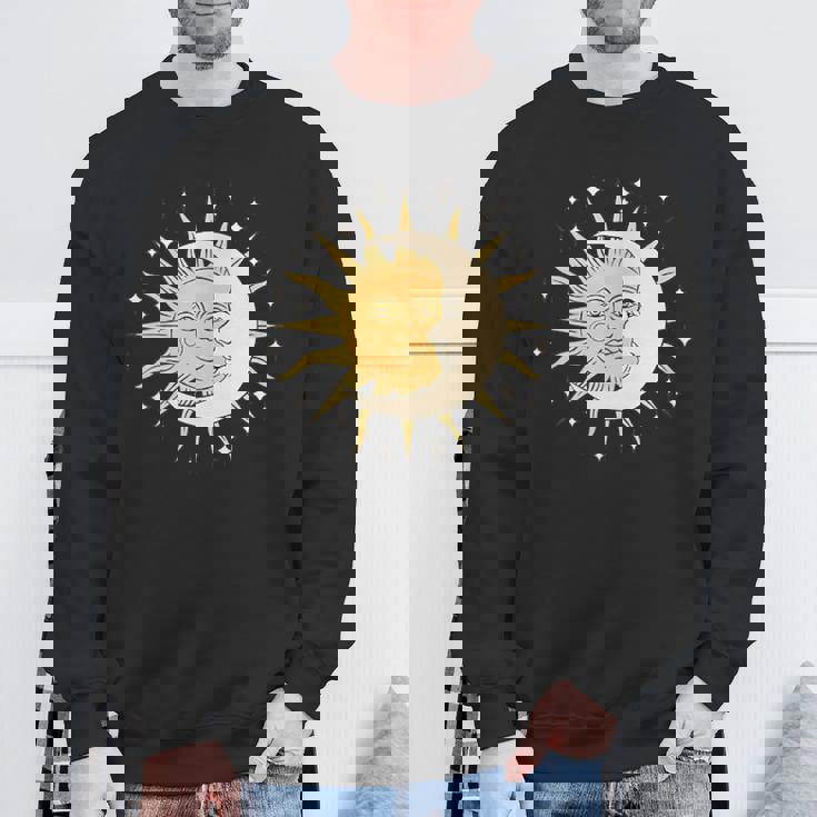 月 太陽 美的 神秘的 スウェットシャツ 高齢者への贈り物