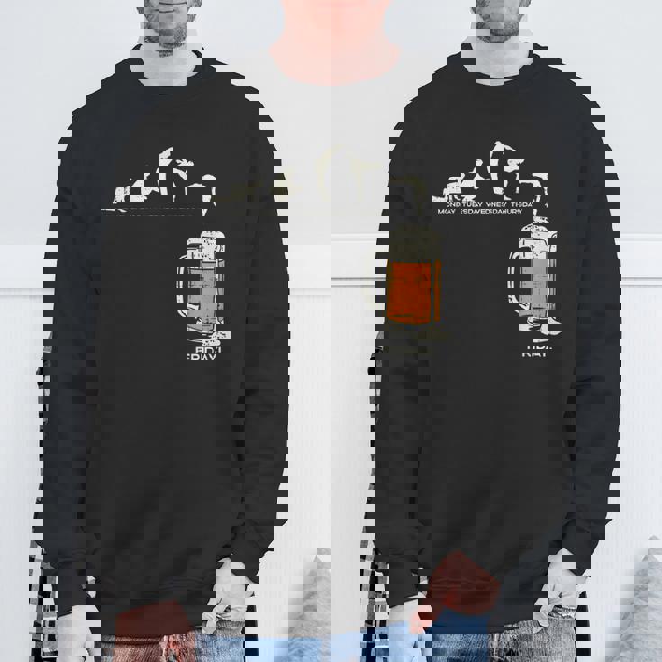 月曜日から金曜日のビールのおかしい仕事の週の飲むチームのギフトへの月曜日 スウェットシャツ 高齢者への贈り物