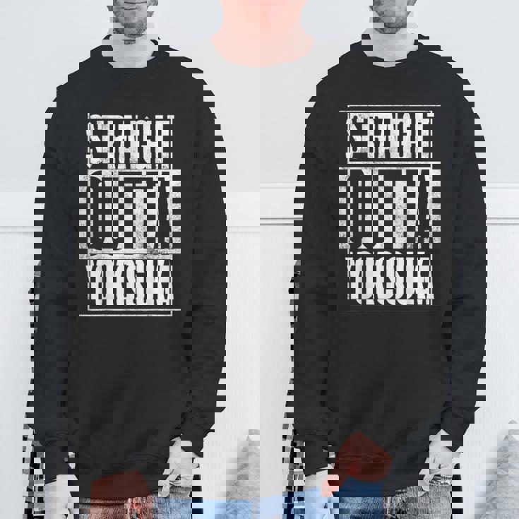 横須賀 ストレート・アウト・オブ・横須賀 スウェットシャツ 高齢者への贈り物