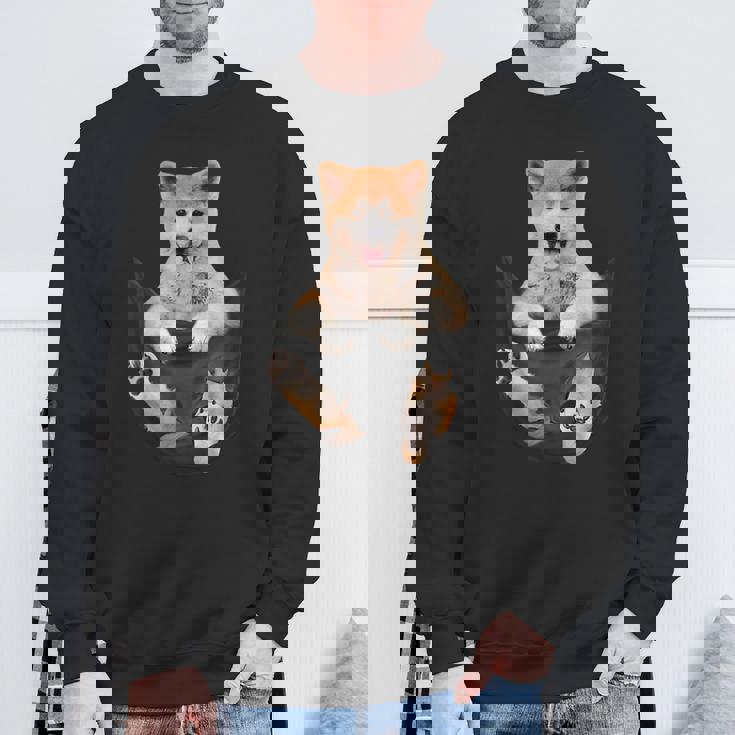 秋田愛好家のためのポケットの中の面白い秋田犬 スウェットシャツ 高齢者への贈り物