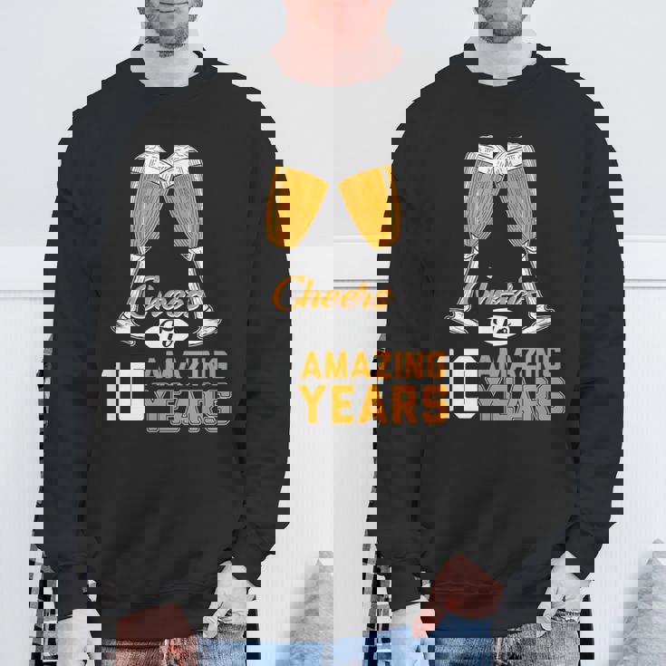 結婚10周年記念ギフト Cheers Amazing Years Married スウェットシャツ 高齢者への贈り物