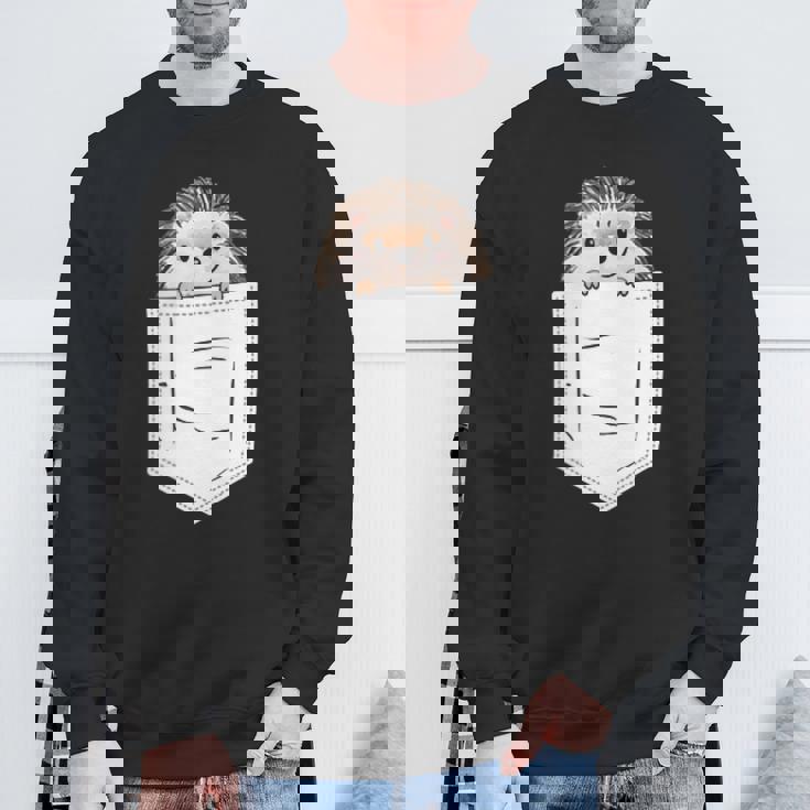 胸ポケットに入ったハリネズミ 衣類 ハリネズミ ギフト スウェットシャツ 高齢者への贈り物