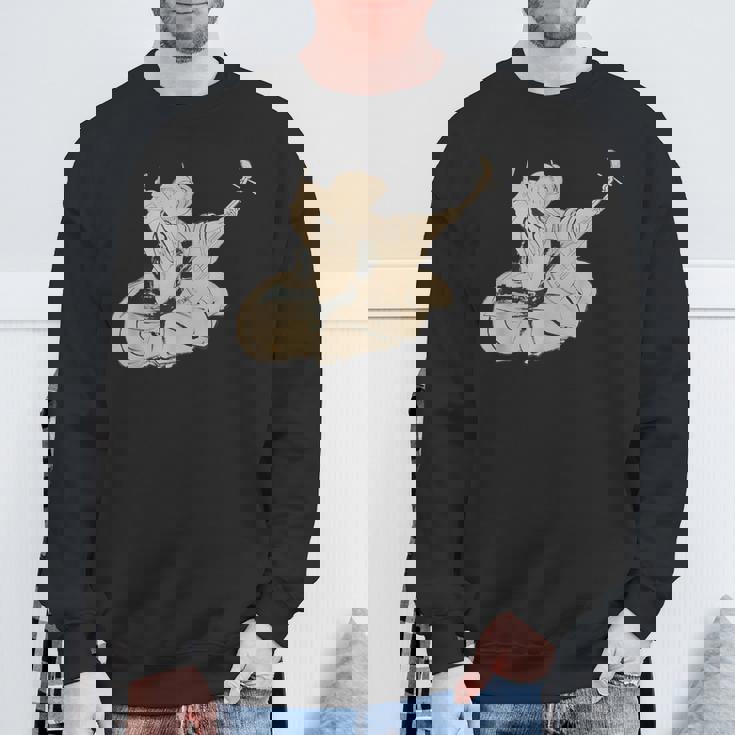 葛飾北斎作 三味線と座る女 スウェットシャツ 高齢者への贈り物