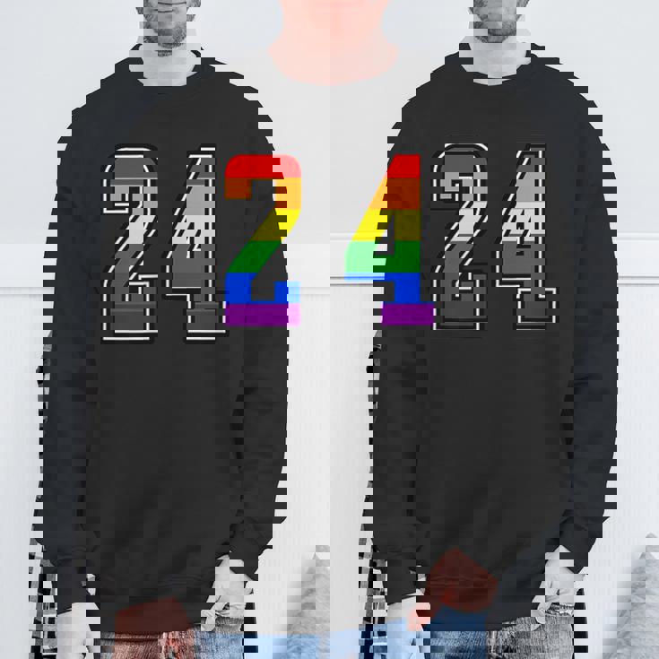 虹 24チーム短期大学スポーツレインボーカラー番号制ユニフォーム スウェットシャツ 高齢者への贈り物