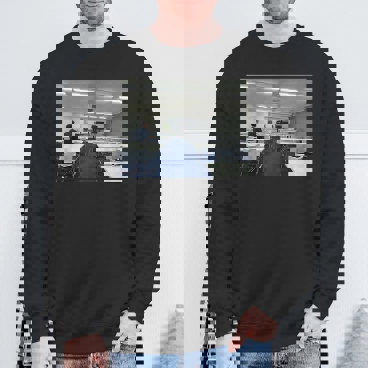 講演会のようす スウェットシャツ 高齢者への贈り物