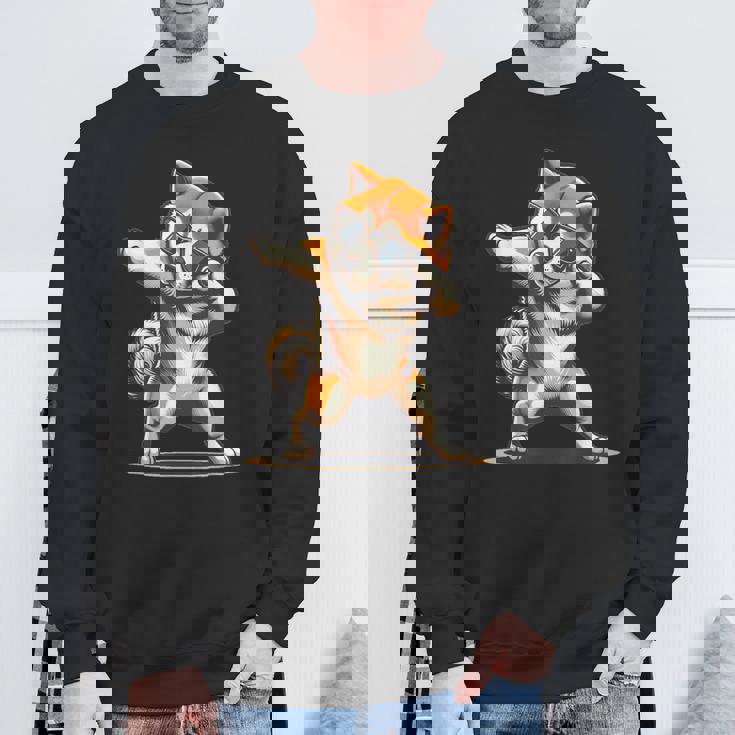 軽く叩く秋田犬 踊る軽く叩く犬 スウェットシャツ 高齢者への贈り物