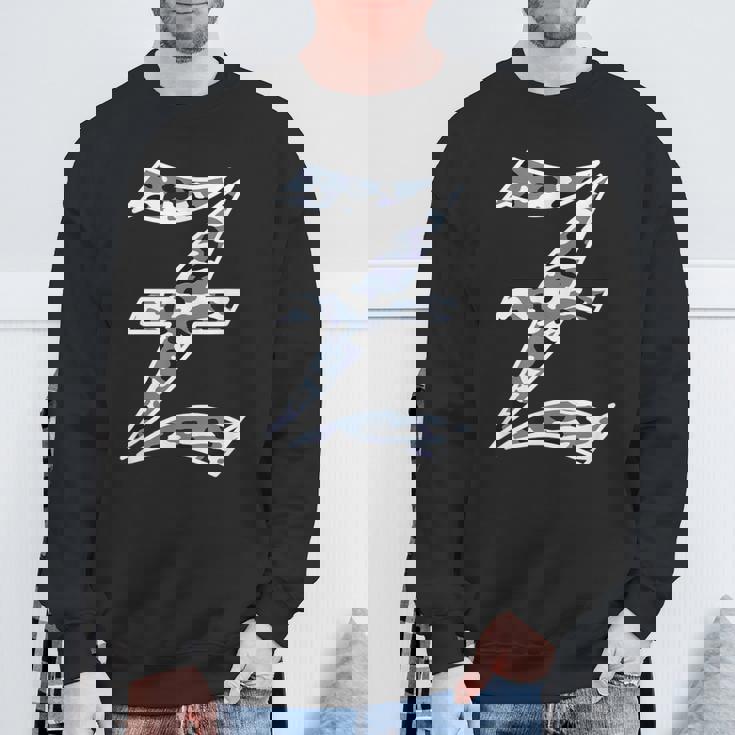 迷彩 アルファベット Z 古英語 大 カリグラフィー 文字 スウェットシャツ 高齢者への贈り物