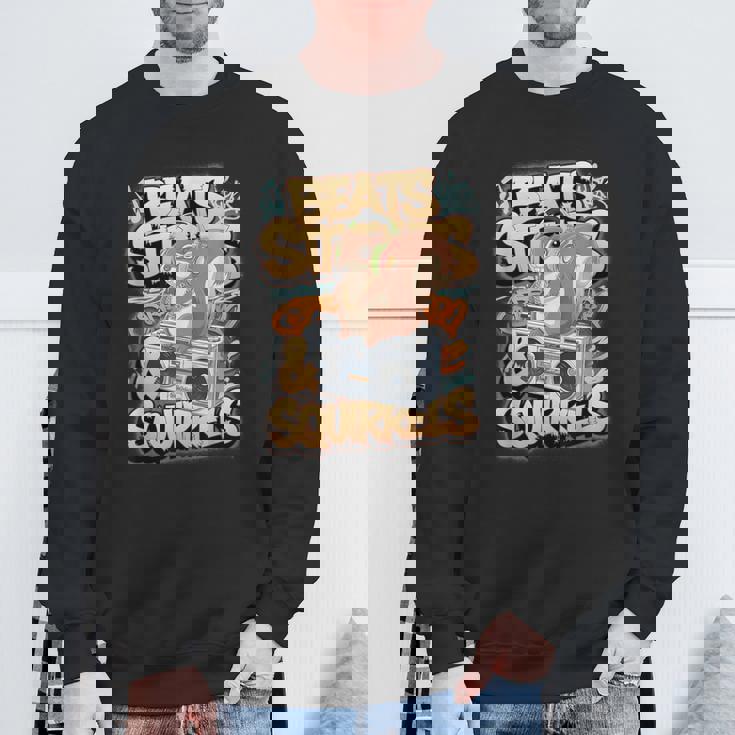 都市公園の都会のリス スタイリッシュで楽しいどんぐりアドベンチャー スウェットシャツ 高齢者への贈り物