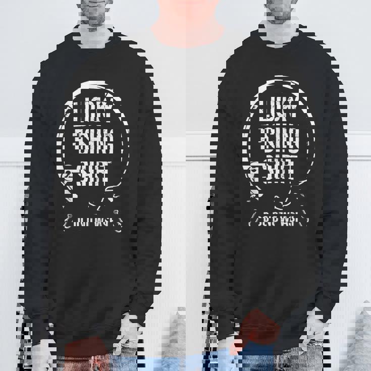 釣り好き 釣りに行きたい ゲン担ぎ ラッキーアイテム 釣り好きな人へのプレゼント 面白い キャンプ 趣味 漁師 釣り スウェットシャツ 高齢者への贈り物