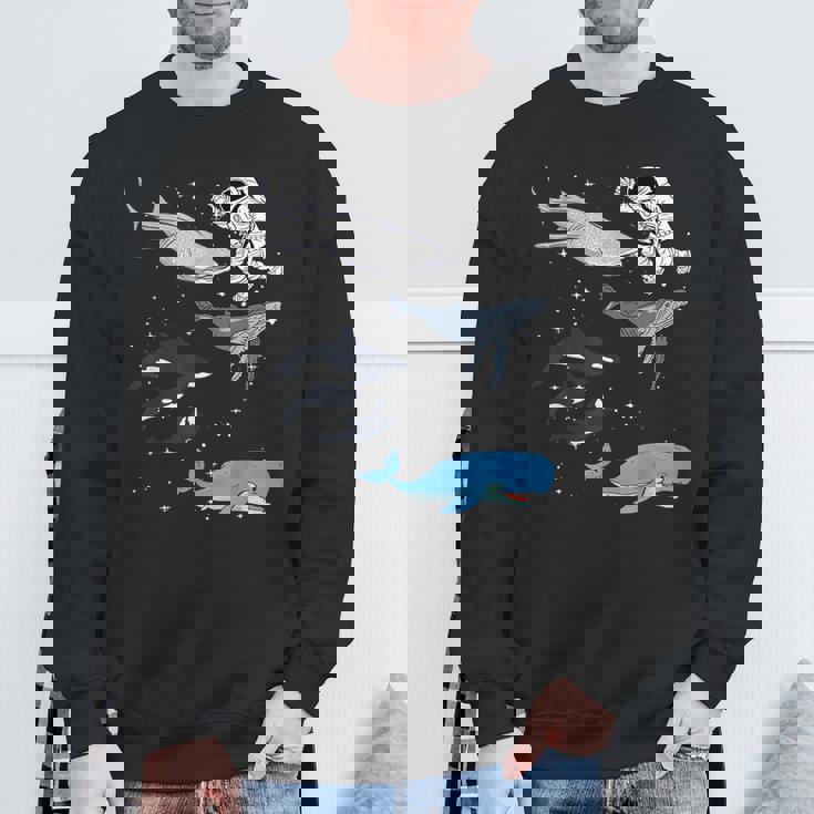 銀河 宇宙 ジンベエザメ シロイルカ ザトウクジラ 海洋 オルカ クジラ スウェットシャツ 高齢者への贈り物