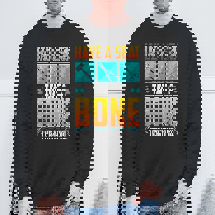 面白い 整形外科 医師 骨 整形外科 スウェットシャツ 高齢者への贈り物