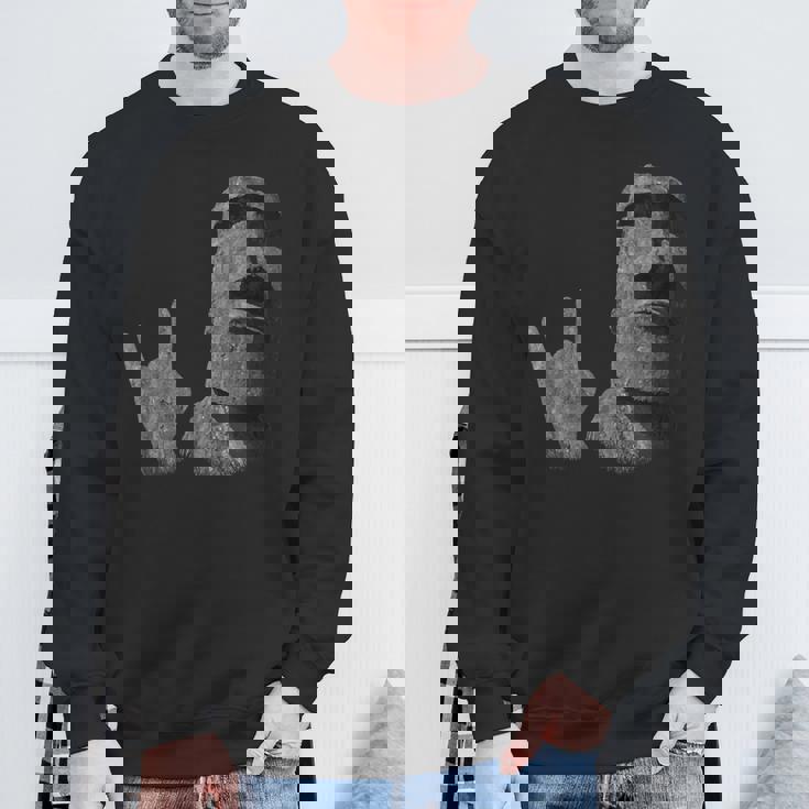 面白いイースター島のモアイ像のロッカーign Of The Horns スウェットシャツ 高齢者への贈り物