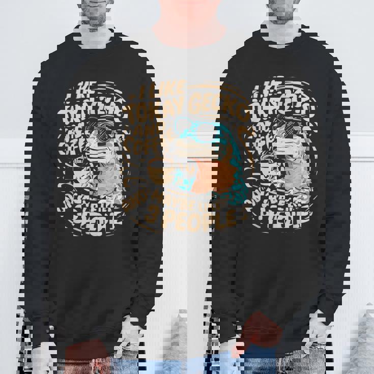 面白いトッケイヤモリの飼い主が爬虫類のトカゲを言う スウェットシャツ 高齢者への贈り物