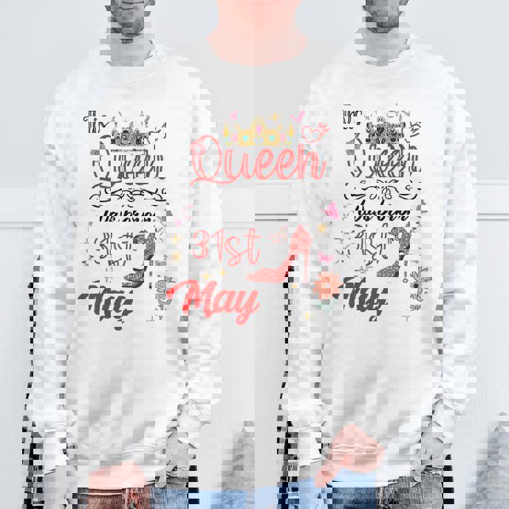 5月31日 誕生日 この女王は5月31日に生まれました スウェットシャツ 高齢者への贈り物