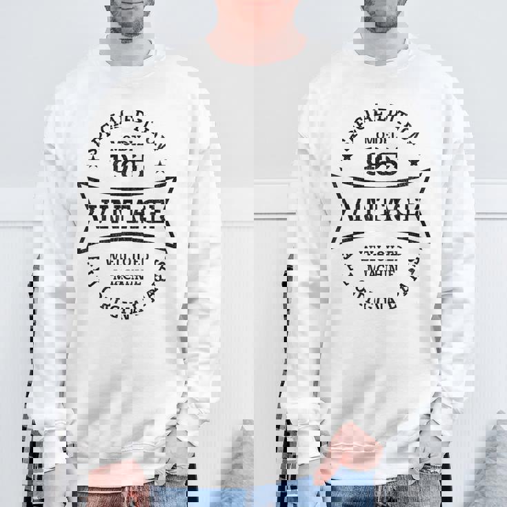 60Th Birthday 60歳 1965年生まれ ヴィンテージ 60年 スウェットシャツ 高齢者への贈り物