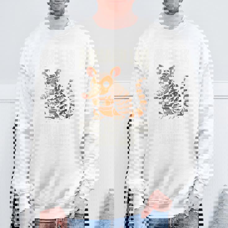 Armadillo かわいいアーマー アニマル アルマジロ 長袖tシャツ スウェットシャツ 高齢者への贈り物