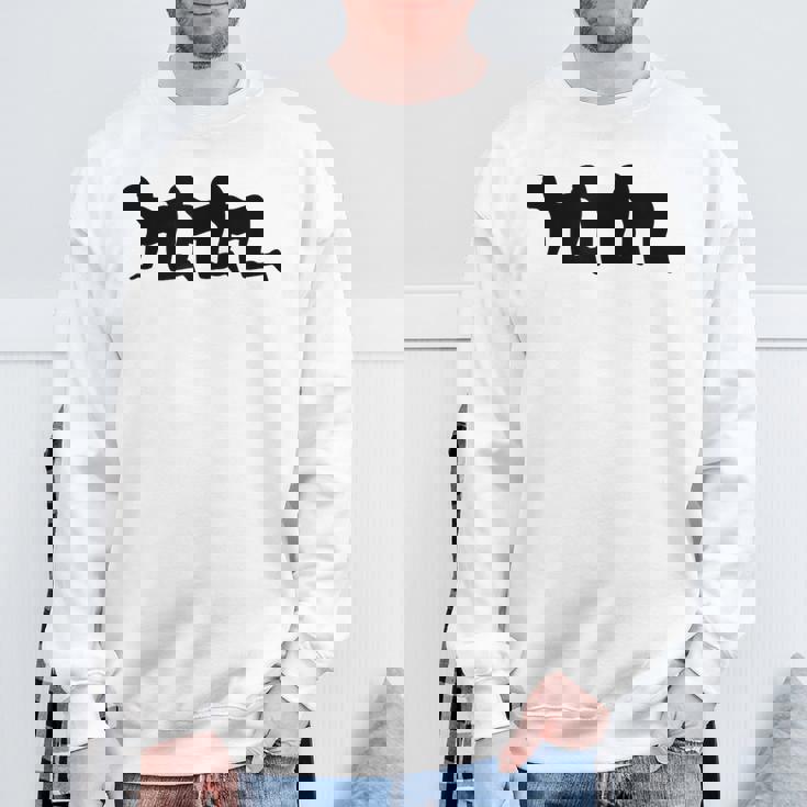 Centipede Humor Human Centiped Parody Horor スウェットシャツ 高齢者への贈り物