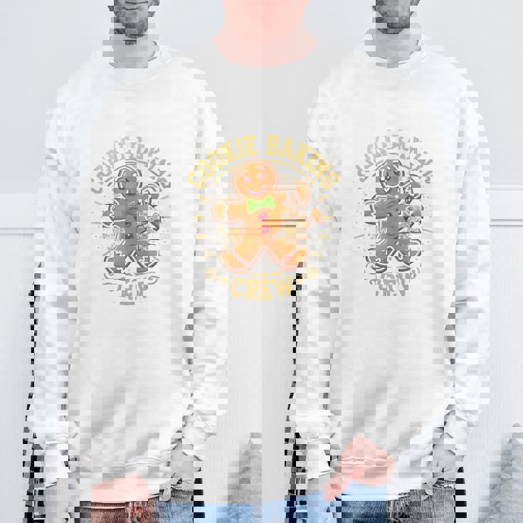 Cookie Baking Crew ジンジャーブレッドマン おもしろクリスマスベーキング 長袖tシャツ スウェットシャツ 高齢者への贈り物