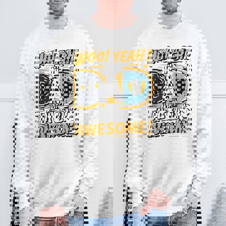 Dad Alright That Guys Awesome 父の日 スウェットシャツ 高齢者への贈り物