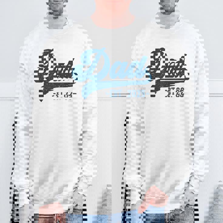 Dad Est 2025 Dad To Be New Dad スウェットシャツ 高齢者への贈り物