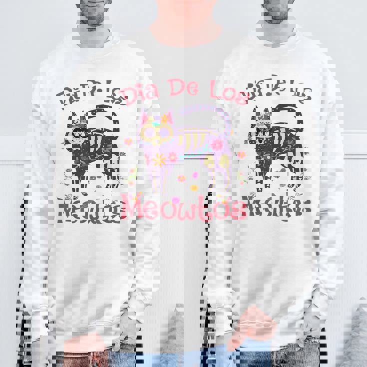 Dia De Los Meowtos Muertos シュガースカル キャット 死者の日 スウェットシャツ 高齢者への贈り物