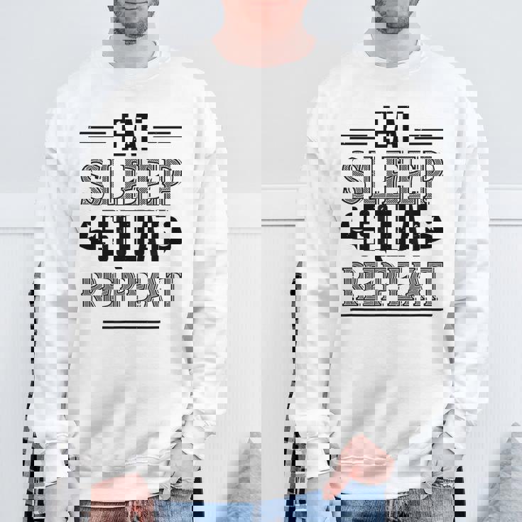 Eatleepquat Repeat 面白いジムワークアウト スウェットシャツ 高齢者への贈り物