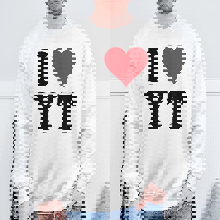 I Heart Yt Initials I Love YT First And Last Name Yスウェットシャツ 高齢者への贈り物