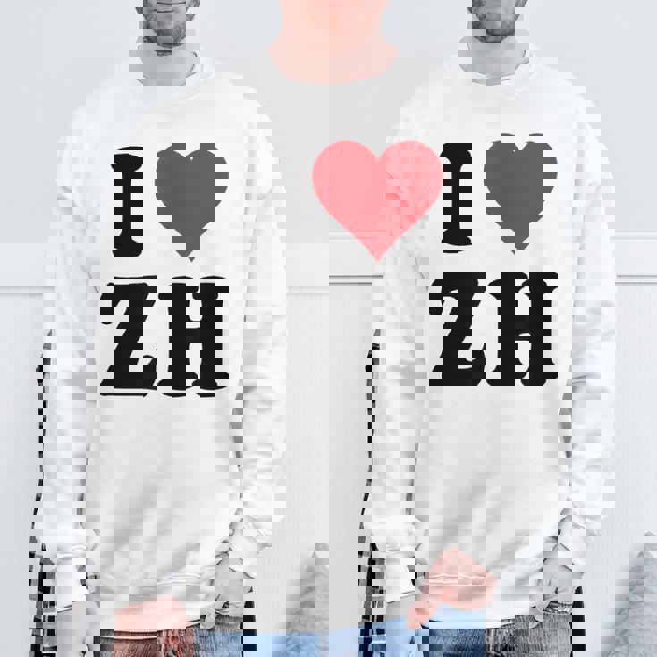 I Heart Zh Initials I Love ZH First And Last Name Z H スウェットシャツ 高齢者への贈り物