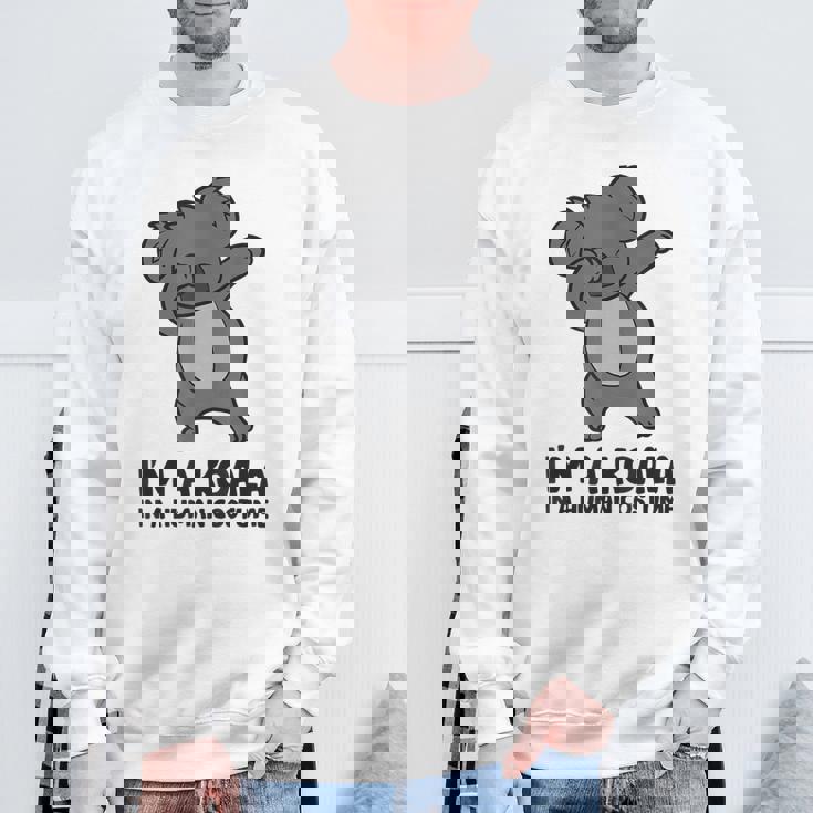 I'm A Koala In A Human コスチューム ファニー コアラ スウェットシャツ 高齢者への贈り物