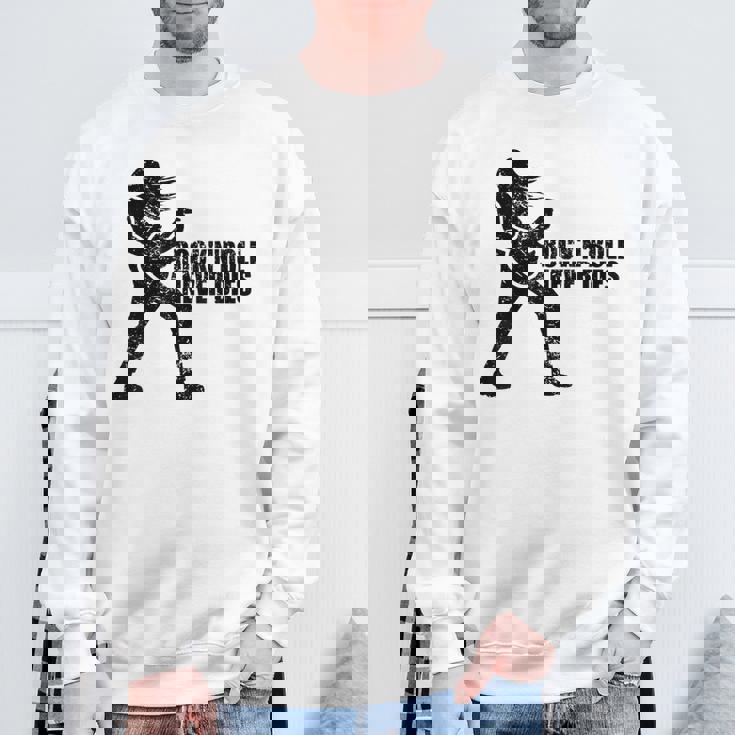 Rock 'N' Roll Never Dies ギタープレーヤー スウェットシャツ 高齢者への贈り物