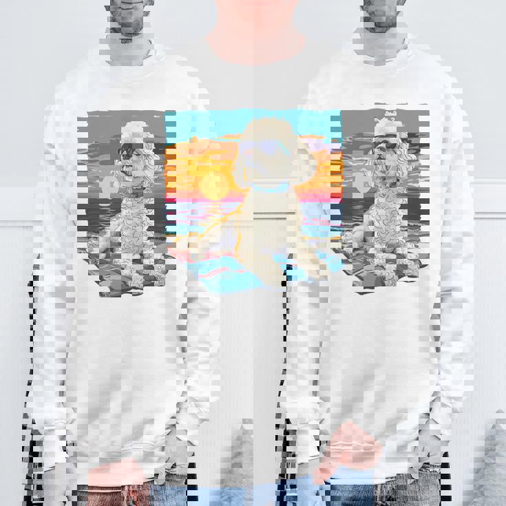 Sunny Day Doggy グラフィックデザイン ビーチレディ 子犬 長袖tシャツ スウェットシャツ 高齢者への贈り物