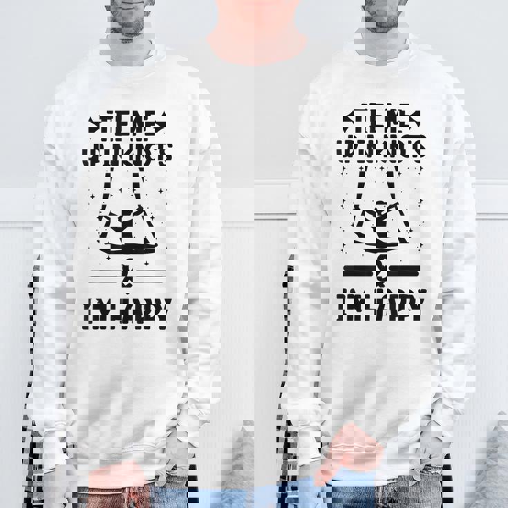 Tie Me Up In Knots & I'm Happy エアリアル ヨガ 体操選手 エアリスト スウェットシャツ 高齢者への贈り物