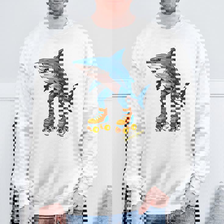 Tralalero Tralala ブレイン レッド ファニー サメ ミーム 長袖tシャツ スウェットシャツ 高齢者への贈り物