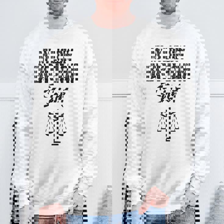 これは私のラッキーバー試験シャツ面白いラッキーバー試験 スウェットシャツ 高齢者への贈り物