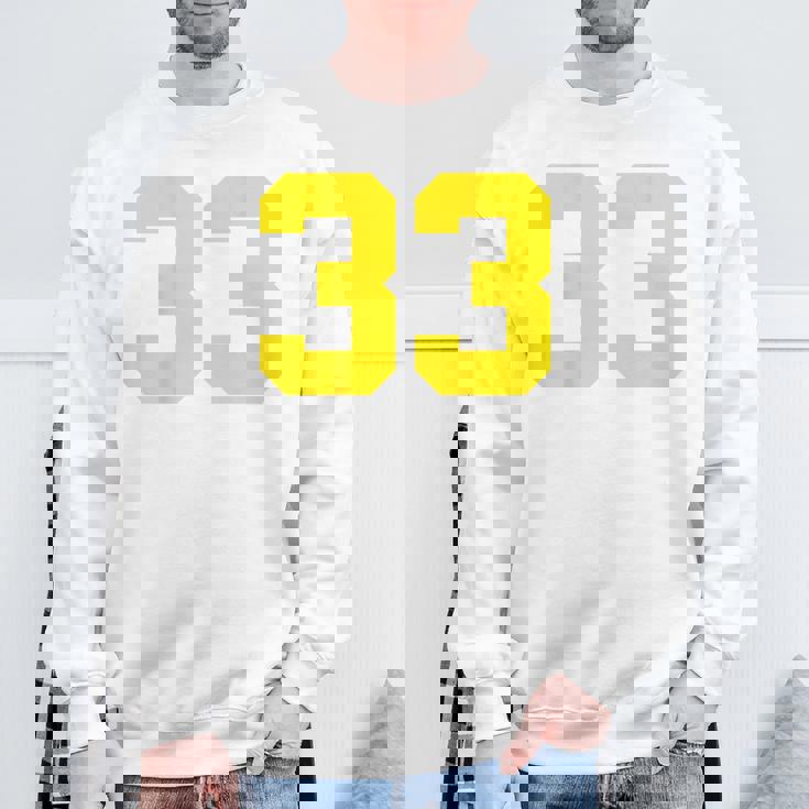 イエローナンバー33 背面 スポーツチーム ジャージ番号 スウェットシャツ 高齢者への贈り物
