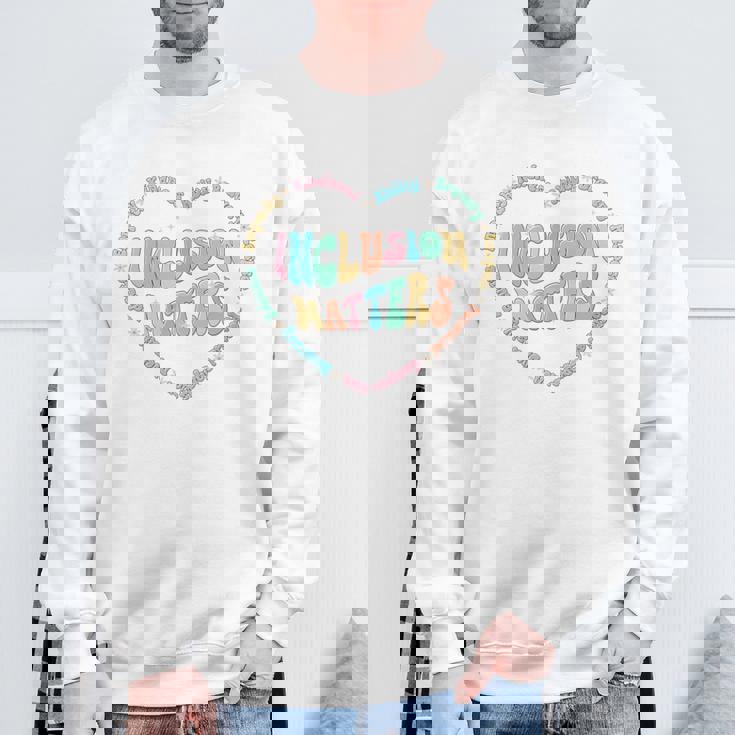 インクルージョン マターズ 自閉症 意識 スピード 教師 優しさ 長袖tシャツ スウェットシャツ 高齢者への贈り物