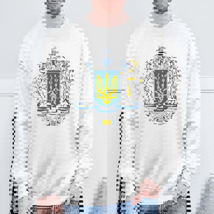 ウクライナ ウクライナ国旗 トラディショナル 長袖tシャツ スウェットシャツ 高齢者への贈り物