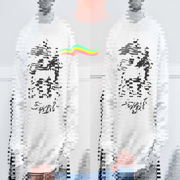 エチオピア スウェットシャツ 高齢者への贈り物