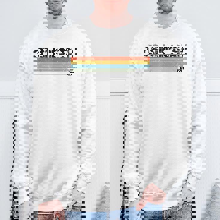 オシュコシュ、ウィスコンシン州エリアコード 920 レトロヴィンテージスタイルtシャツ スウェットシャツ 高齢者への贈り物