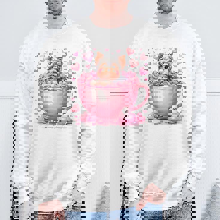 カップに入った子犬 長袖tシャツ スウェットシャツ 高齢者への贈り物