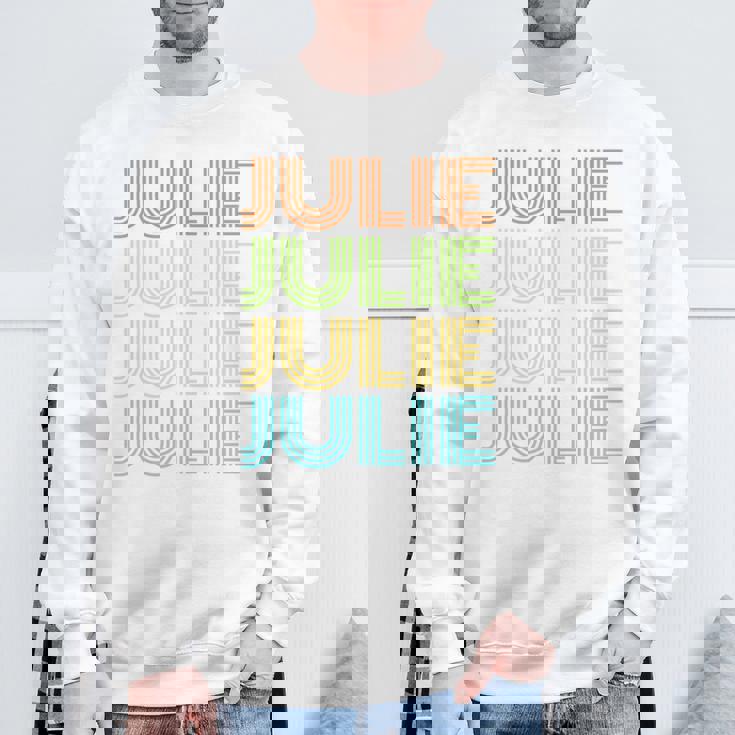 ジュリーという名前の人に代わってジュリー 長袖tシャツ スウェットシャツ 高齢者への贈り物