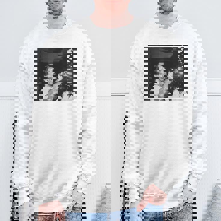 ジョー・フレイジャーが2度目のムハンマド・アリボクシングファイトに備える スウェットシャツ 高齢者への贈り物