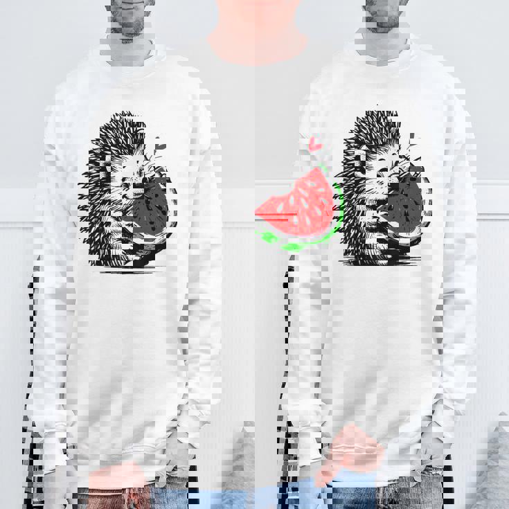 スイカの誕生日を食べるキュートで愛らしいハリネズミ スウェットシャツ 高齢者への贈り物