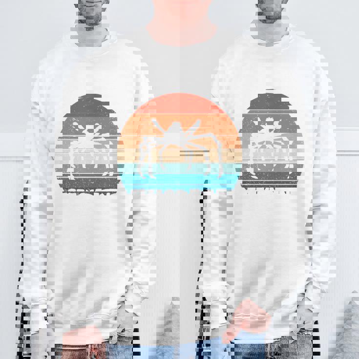 タカアシガニのささやき 海洋生物学者 長袖tシャツ スウェットシャツ 高齢者への贈り物